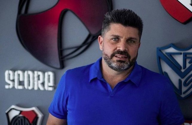 Christian Bragarnik trabaja para que Azconz&aacute;bal sea entrenador de Uni&oacute;n.