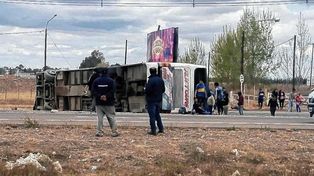 Imputaron al chofer del micro que volcó con hinchas de Boca en Mendoza.