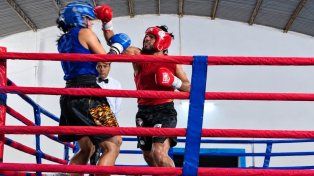 Peñarol vivió una nueva noche de boxeo amateur en Paraná