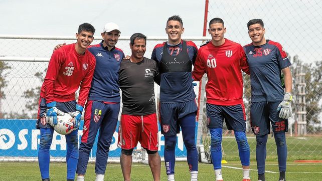 Los arqueros de Unión compartieron un entrenamientos diferente con Miguel Lemos.