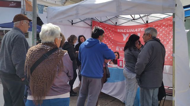 Se aplicaron más de 400 vacunas durante una campaña gratuita realizada en la ciudad de Santa Fe