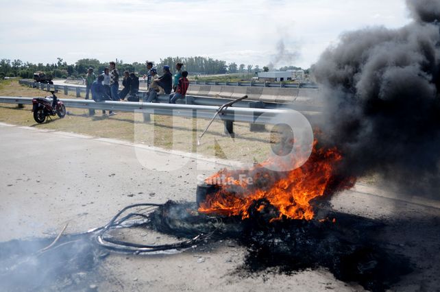 El corte en la Circunvalación Oeste es en ambas manos.