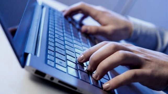 En pandemia. Durante 2020 se aceleró el incremento de los accesos a internet fija en todo el país.