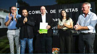 Se realizó el juramento del presidente comunal Lucas Eichmann y los vocales titulares comisionados: Valeria Gregorutti; Ariel Damián Wolf; Norberta Estanislada Acosta; Raúl Antonio Chemez y Gabriela Carina Gadea.