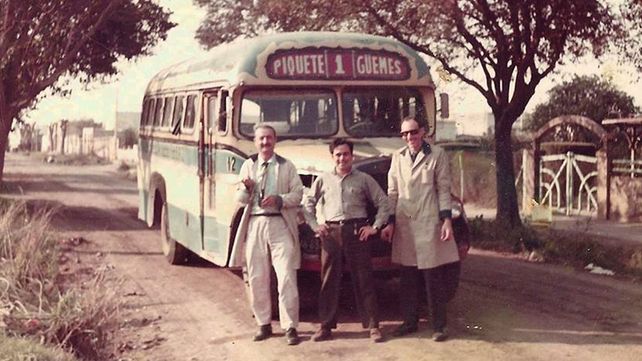 Hacia Piquete. Uno de los coches de la Línea 1