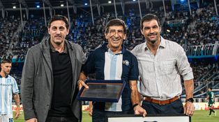 Milito y Costas enviaron un mensaje de unidad en Racing antes de enfrentar a Central.