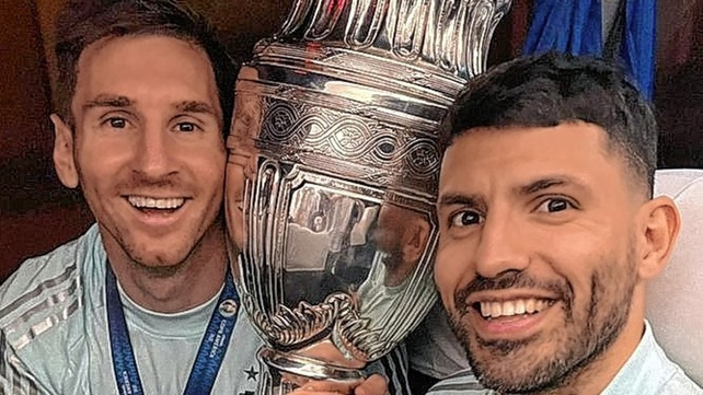 La Copa América que ganó Argentina ya está en el país