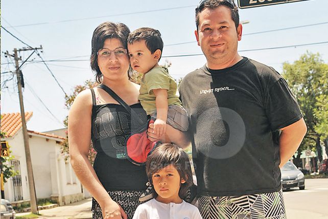 De compras y en familia  por la avenida 7 de Marzo