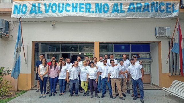 En la sede de la Facultad de Ciencias de la Alimentación en Concordia mostraron su apoyo.