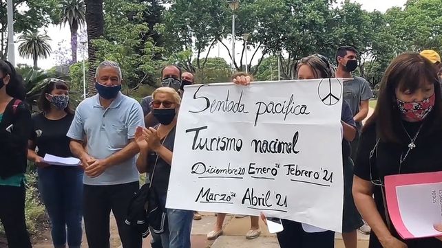 Turismo: Cabañeros de Colón y San José pidieron soluciones para la crisis del sector