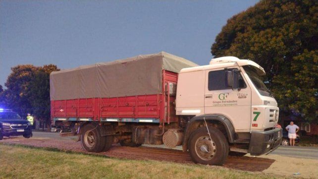 Aprehendieron a un camionero que manejaba alcoholizado en la Ruta Provincial 1 a la altura de Helvecia