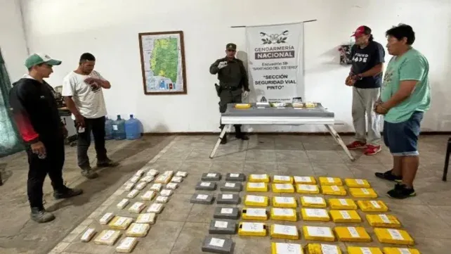 Gendarmería secuestró casi 55 kilos de cocaína en Santiago del Estero que tenían a Santa Fe como destino