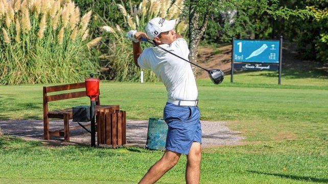 El santafesino Joaquín Ludueña derrotó en cuartos de final a José Manuel Álvarez Castro por 2 a 1. &nbsp;