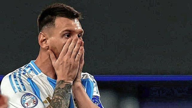 Alarma en Argentina: Messi, con fiebre y estudios por su molestia