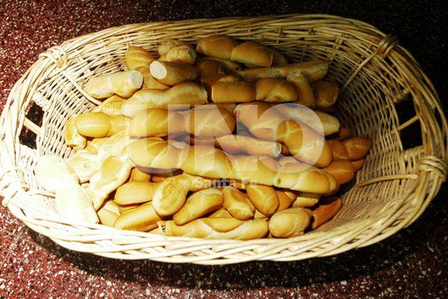 “Vendo desde hace meses el kilo de pan a $7,45 y le saco ganancia”