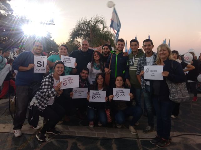 Miles de santafesinos celebraron el Día del Niño por Nacer en la Costanera