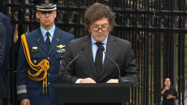 El presidente Javier Milei y su hermana Karina Milei regresarán este domingo al país.