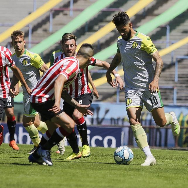 Aldosivi y Estudiantes igualaron sin goles en el Minella