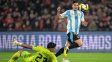 La Argentina le ganó con lo justo a Chile y la dejó casi afuera del Mundial