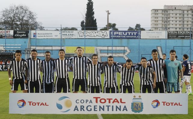 Gimnasia de Mendoza dio el golpe y eliminó a Quilmes en los penales