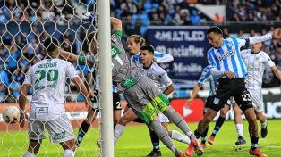 Racing con varios suplentes se mide este domingo ante Banfield por la Liga Profesional.