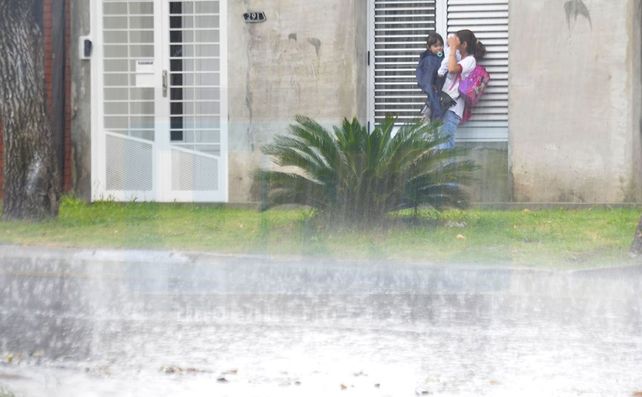Renovaron alerta por tormentas fuertes en la región