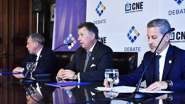 La Cámara Nacional Electoral definió todos los detalles el debate presidencial de cara al balotaje del 19 de diciembre&nbsp;