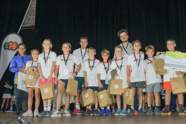 Equipo de la Federación Santafesina de Tenis que disputó el primer Nacional Sub 10 por equipos.