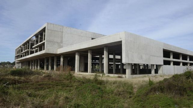 Obra. La estructura que se levanta en el extremo sur de la ciudad.