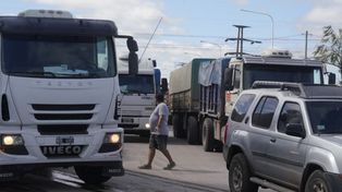 La congestión del transporte ya se empezó a ver sobre la ruta 10 este lunes. Mañana promete ser peor.&nbsp;
