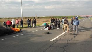 Coronda: los municipales cortarán la autopista