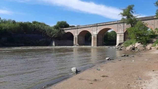 La zona donde fu hallada la víctima que fue ultimada de un balazo. (Foto: vía X de @JulietaLuz)