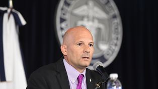 El secretario de Agricultura de la Nación, Matías Lestani, participó del remate del 1º lote de soja en Rosario.