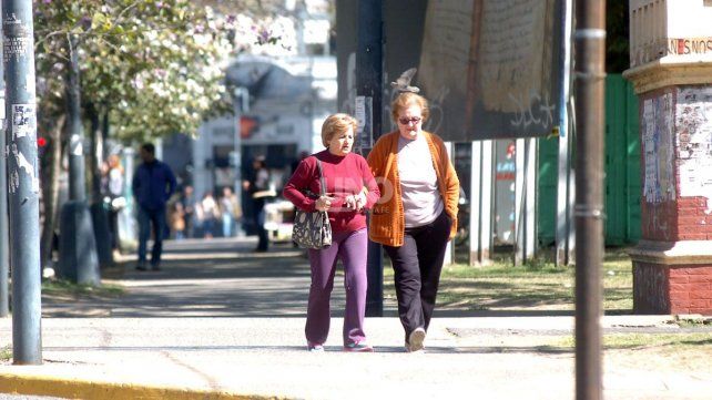 Arranque de semana muy frío en la ciudad de Santa Fe