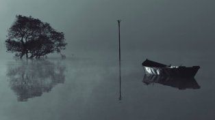 Foto: Soledades en el río, de Carlos Alberto Contreras (Concordia). Difundieron las obras seleccionadas del 5° Salón de Fotografía de Entre Ríos