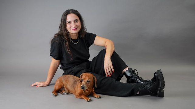 La dibujante rosarina Jazmín Varela presenta este jueves su nueva novela gráfica Campeón