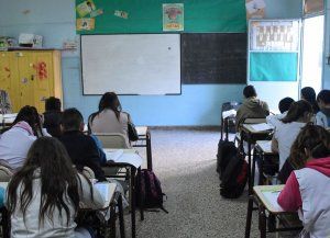 Según registros del gobierno provincial, hubo 200.000 días de licencias docentes menos en el primer semestre
