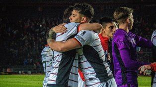 José Neris y Sebastián Prediger no serán de la partida en el cotejo que Colón jugará ante Brown de Adrogué.