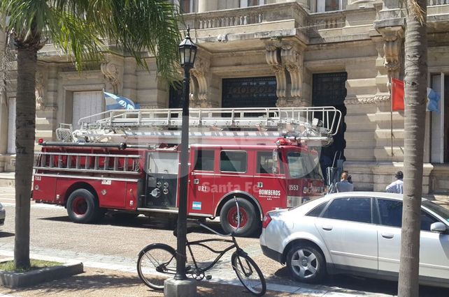 Un hombre se roció con combustible en Casa de Gobierno