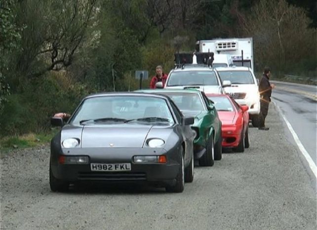 Apedrean a equipo de la BBC por una patente que se refería a las Malvinas