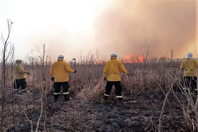 Luego de varios días de humo de los incendios en islas de Victoria y Delta