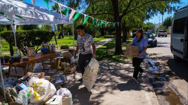 Desde hace tiempo venimos trabajando en actividades para disminuir los volúmenes de residuos reutilizables y lo importante es que la sociedad se involucra y acompaña