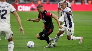 El último enganche. Matko Miljevic jugó el primer tiempo ante Talleres y luego fue reemplazado por Panchito González.&nbsp;