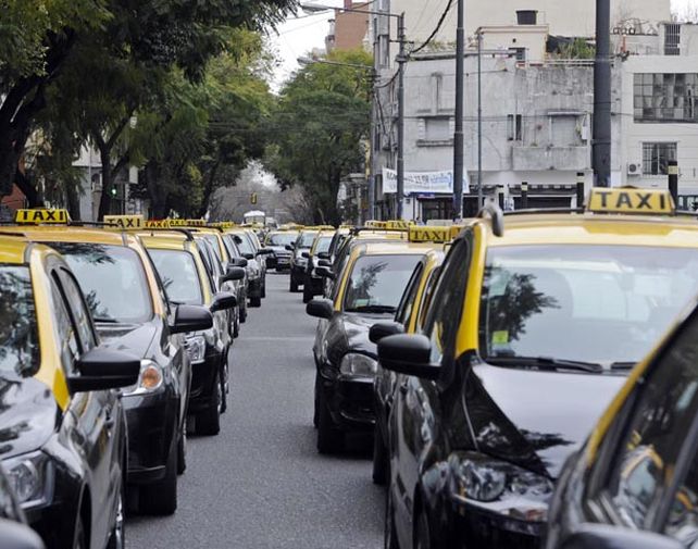 Los taxistas postergan posibles medidas de fuerza para después de las elecciones. (Foto: S. Salinas)