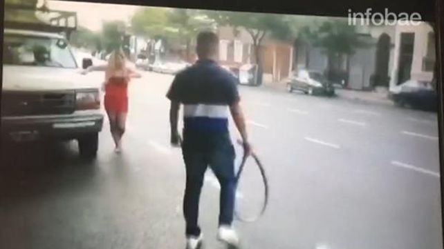 Dos jóvenes se filmaron pegándole a una travesti en la calle