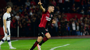 Guillermo Ortiz se recuperó de un golpe y es titular en Newells.