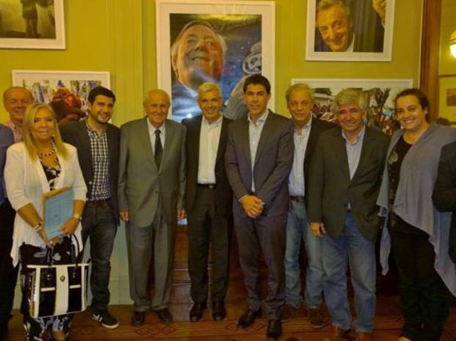 El peronismo santafesino pidió que se abran todas las urnas de las elecciones primarias