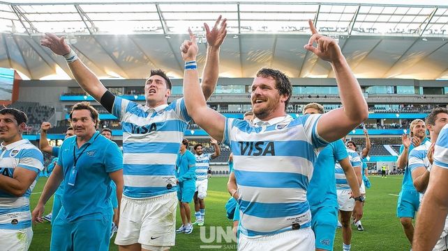 Los Pumas hicieron historia al vencer a los All Blacks 25 a 15 en un cotejo disputado en Sidney por el Torneo Tres Naciones.