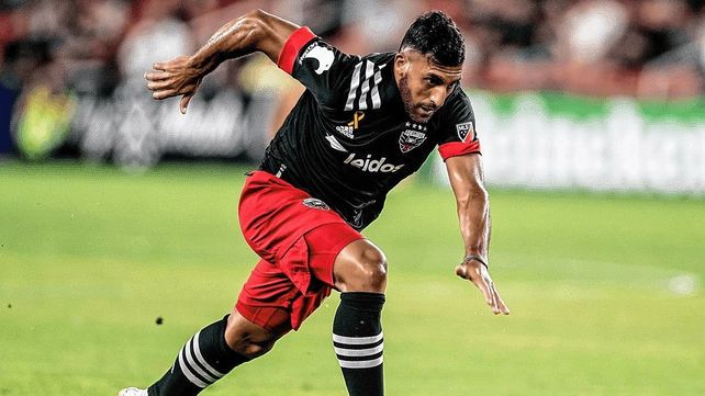 Sin acuerdo por ahora entre Colón y Boca por Ábila