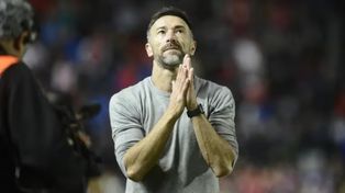 Kily González fue muy elogiado por un futbolista al que dirigió en Central.